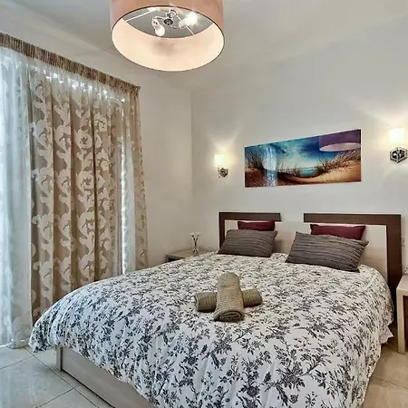 Marble Luxury W Pool ! Ix-Xaghra ta' Barra